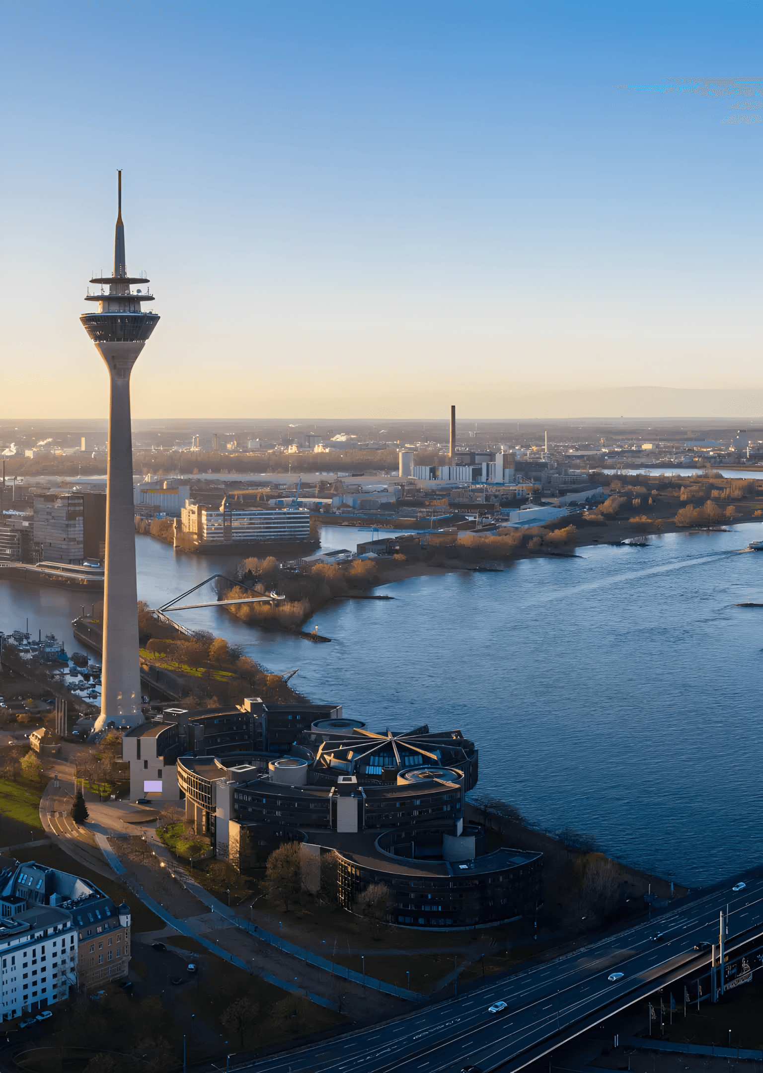 HUNARI IT-Systemhaus Düsseldorf – Ihr Partner für IT & KI